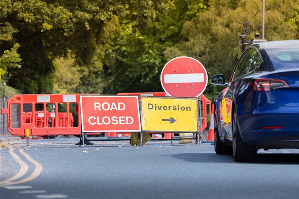 The government will prioritise roads maintenance over new highways