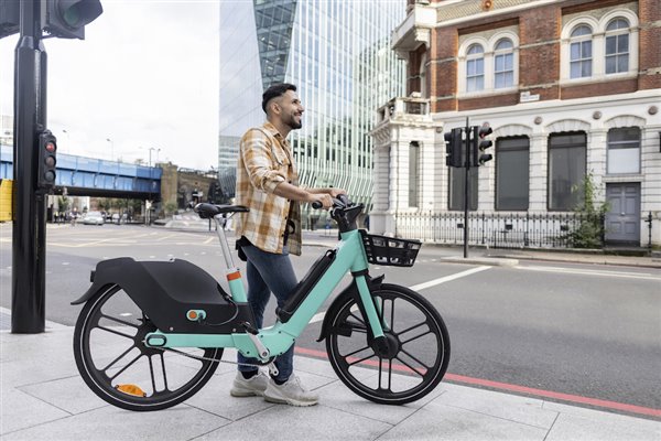 Red-light offences rising amongst e-bike and e-scooter users