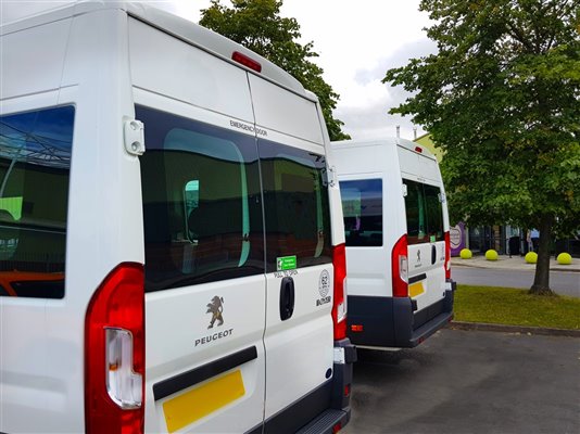 The Difference Between Our Minibus Method & Other Brokers