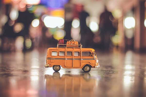 The Quick Guide to Minibus Licensing Requirements for Teachers