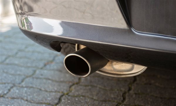 Scientists are developing a new catalytic converter which is effective at low temperatures