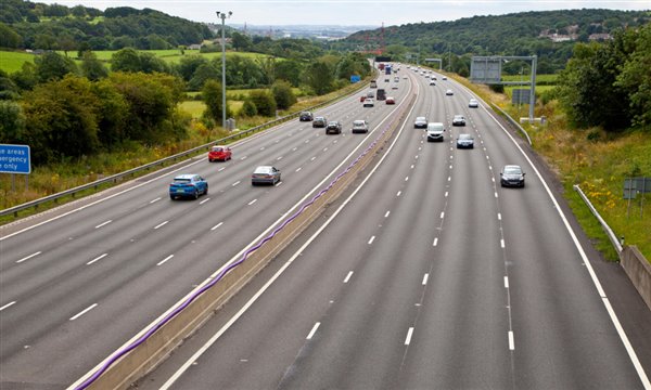 Smart motorway rollout halted in order to collect safety data